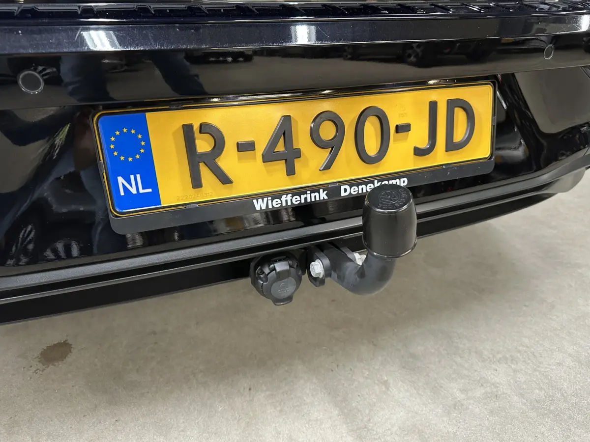 1.0 TSI Life Trekhaak | Winterpakket | ACC | Carplay