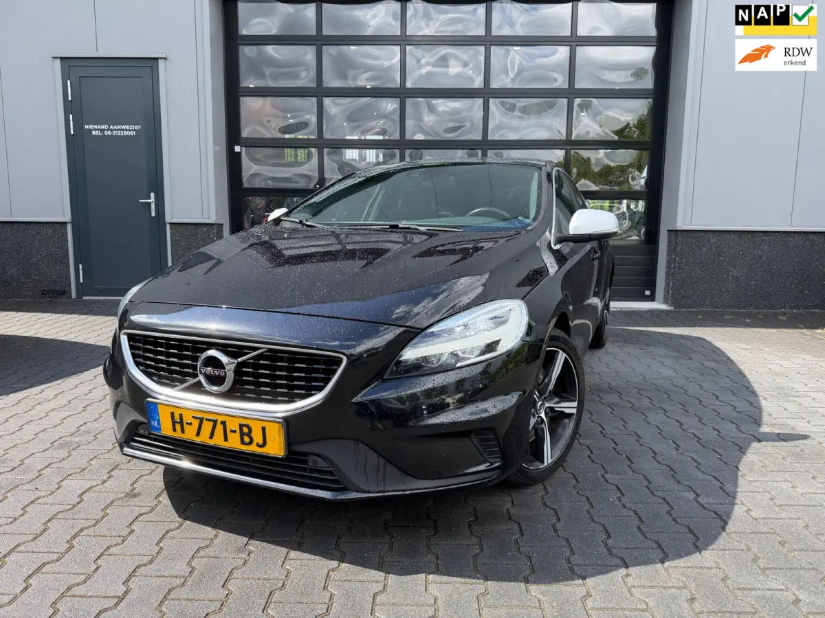 Volvo V40 2020 Benzine Automatisch leasen