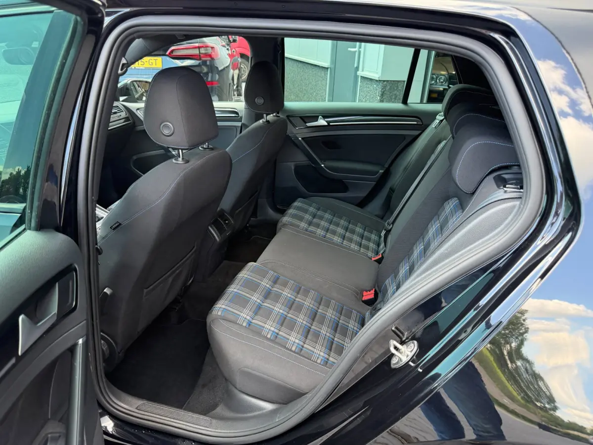 1.4 TSI GTE Connected Series incl groot onderhoud