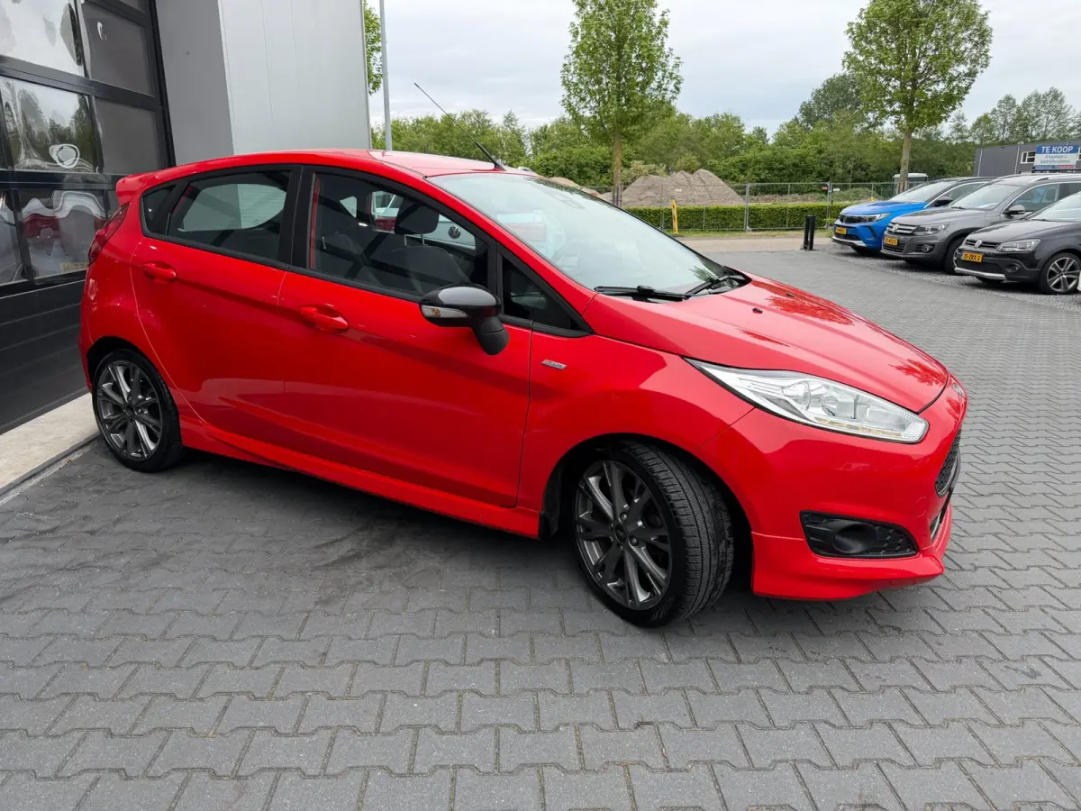 1.0 EcoBoost ST Line 5 deurs
