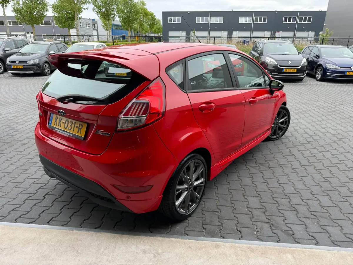 1.0 EcoBoost ST Line 5 deurs