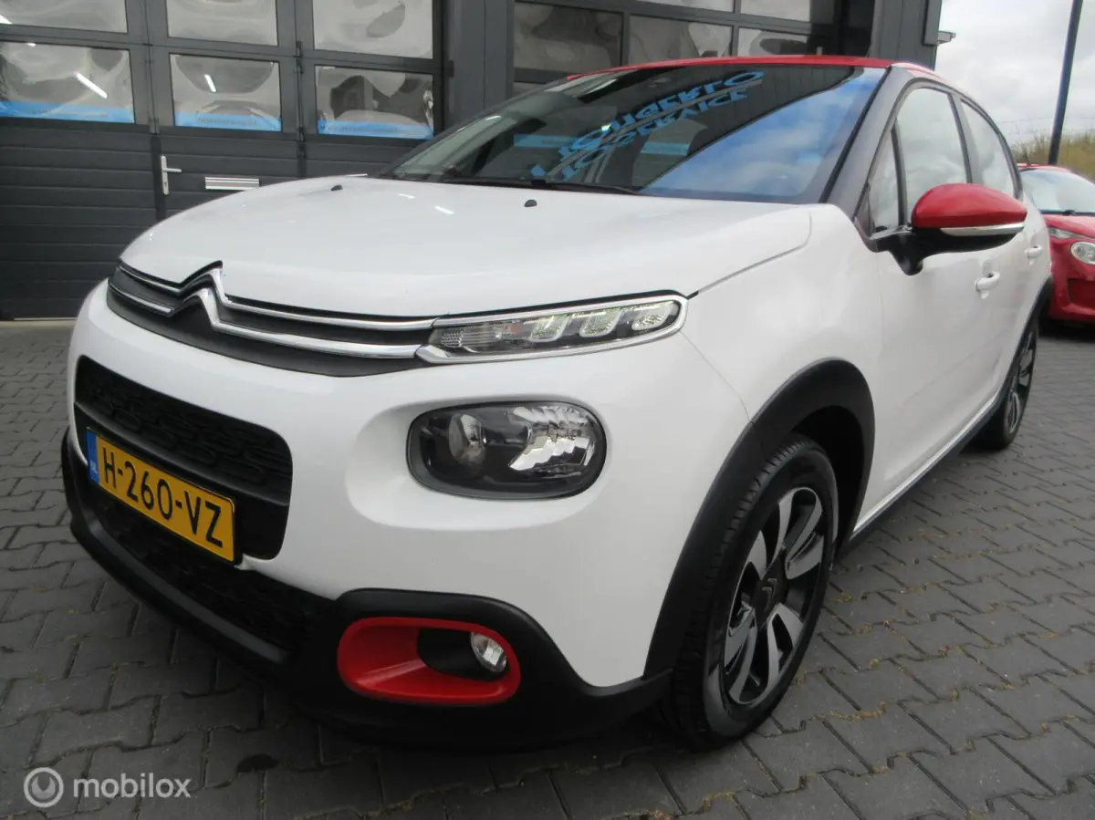 1.2 PureTech Live 5drs 121dkm Navi Cruise Climate