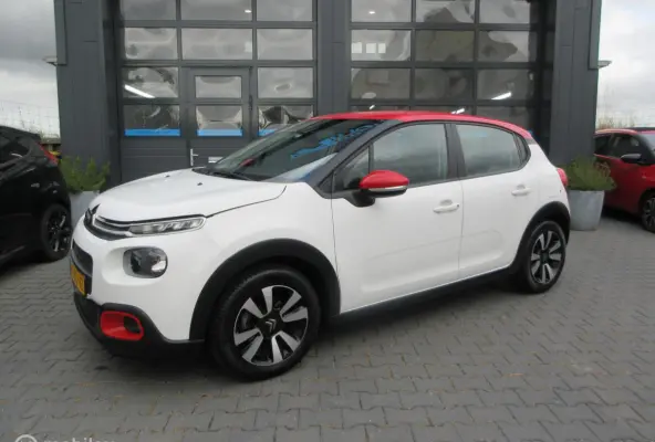 1.2 PureTech Live 5drs 121dkm Navi Cruise Climate