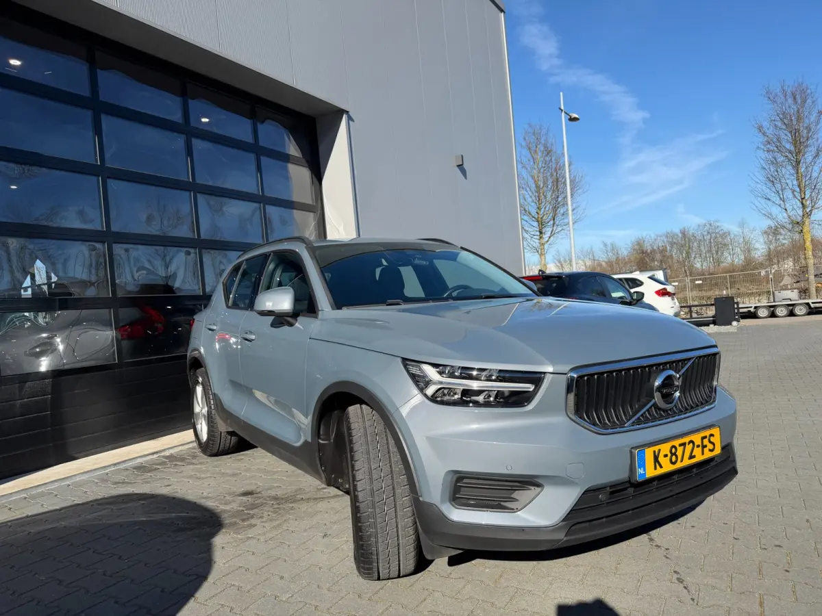1.5 T2 Momentum Core Nieuwe 4 seizoenen banden en camera