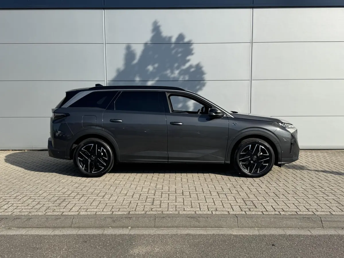 1.2 Hybrid 136 GT | 360 Camera | Adaptieve Cruise Control | Elektrische stoelen | Apple Carplay/Android Auto