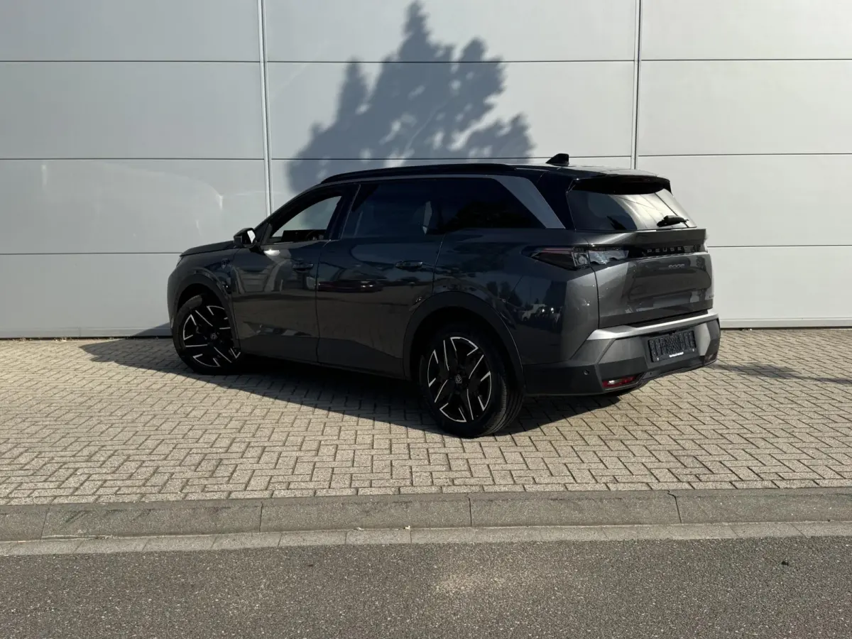 1.2 Hybrid 136 GT | 360 Camera | Adaptieve Cruise Control | Elektrische stoelen | Apple Carplay/Android Auto