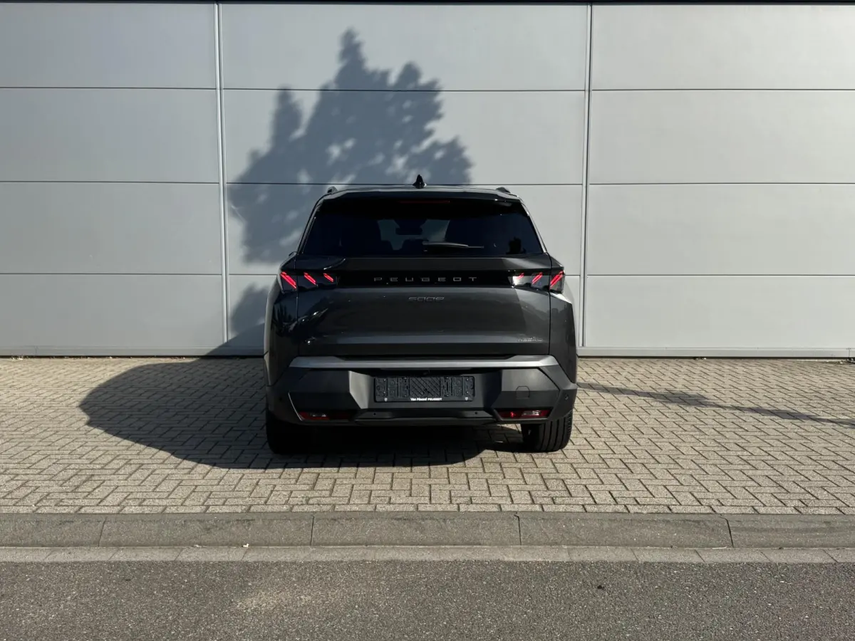 1.2 Hybrid 136 GT | 360 Camera | Adaptieve Cruise Control | Elektrische stoelen | Apple Carplay/Android Auto