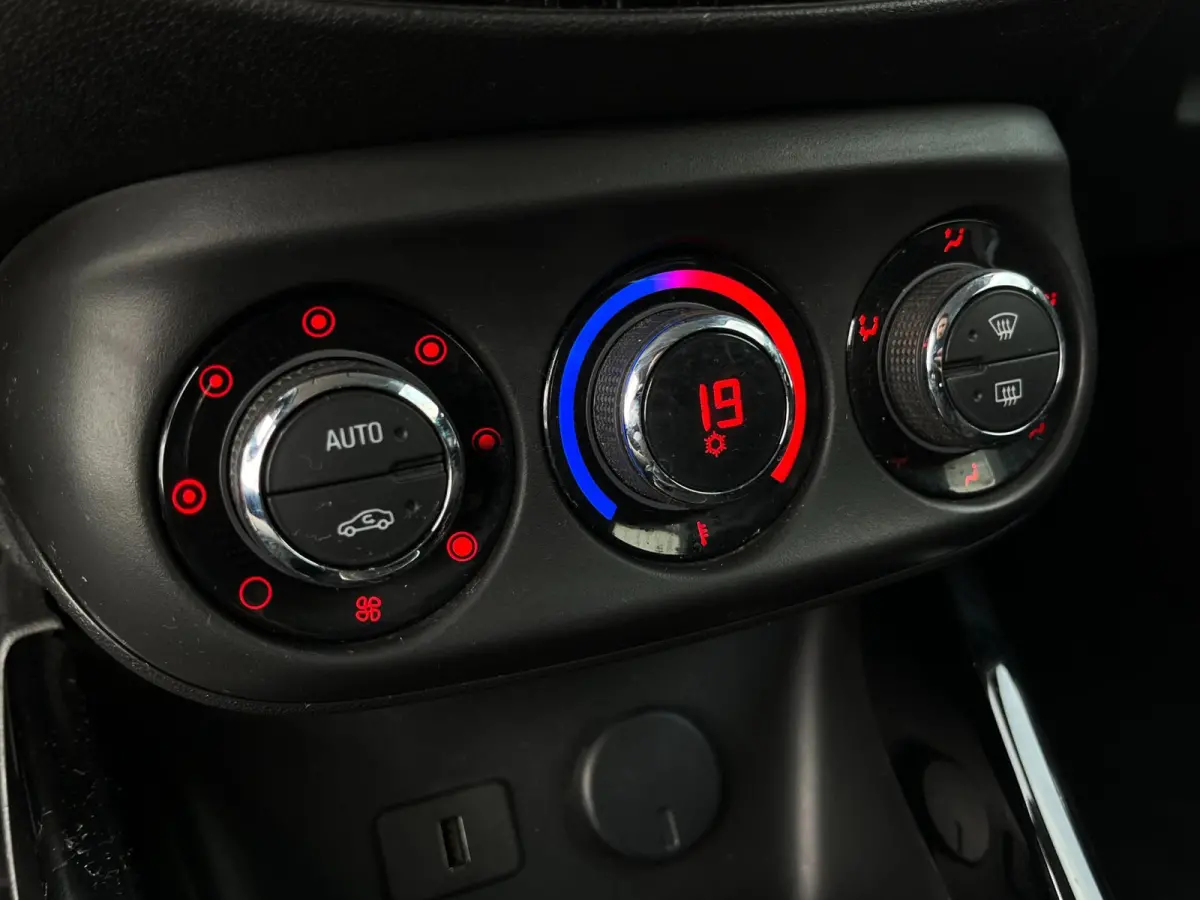 1.4 Glam PDC / STUUR & STOELVERWARMING / CLIMATE CONTROL / CRUISE / TELEFOONVOORBEREIDING
