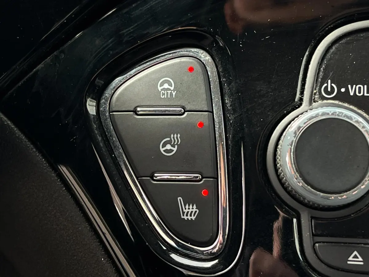 1.4 Glam PDC / STUUR & STOELVERWARMING / CLIMATE CONTROL / CRUISE / TELEFOONVOORBEREIDING