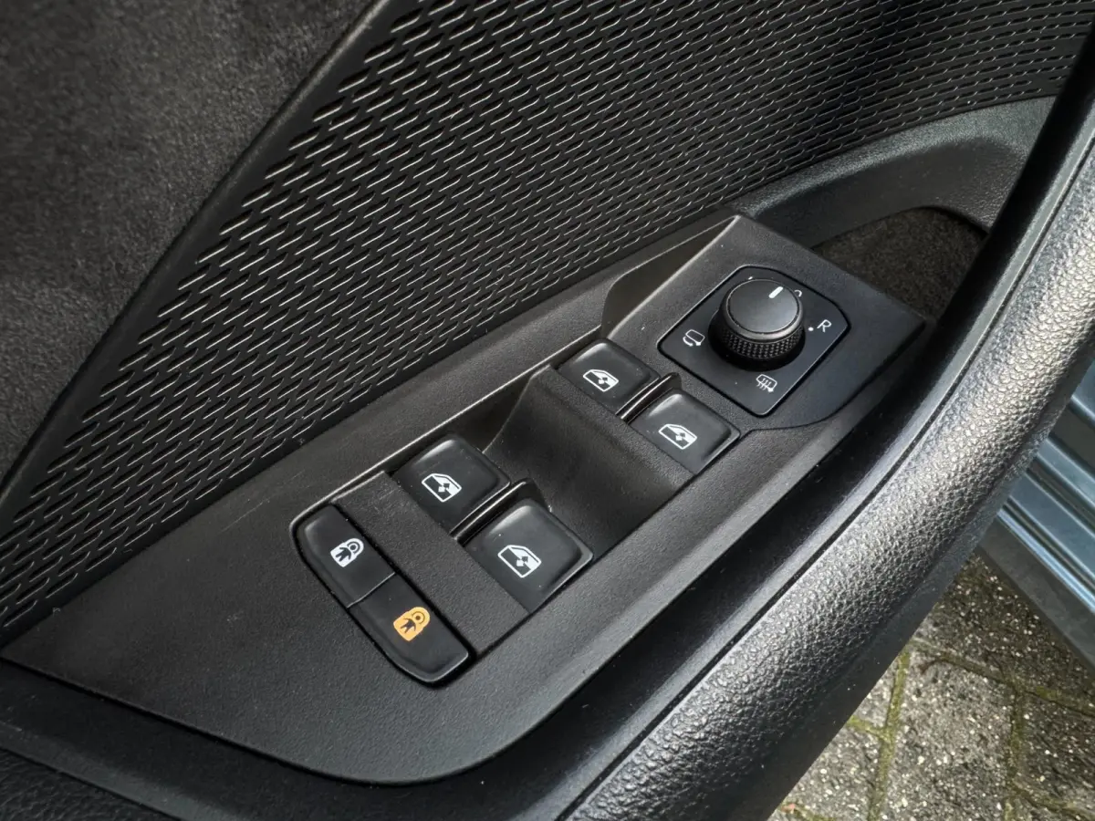 1.4 TSI RS iV PHEV Business SOH 95,47% / MATRIX / VIRTUAL COCKPIT