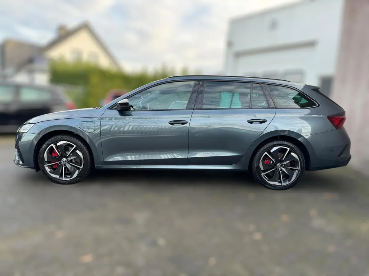 1.4 TSI RS iV PHEV Business SOH 95,47% / MATRIX / VIRTUAL COCKPIT