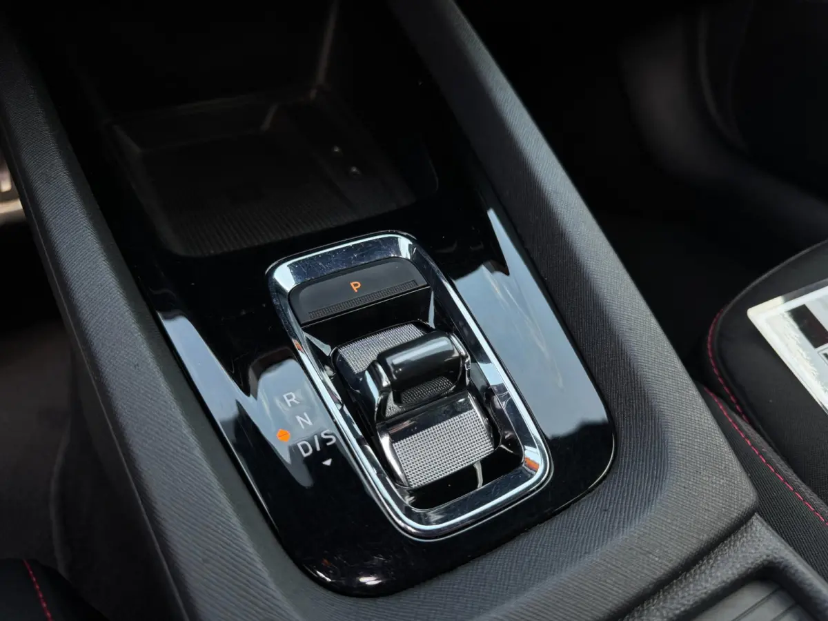 1.4 TSI RS iV PHEV Business SOH 95,47% / MATRIX / VIRTUAL COCKPIT