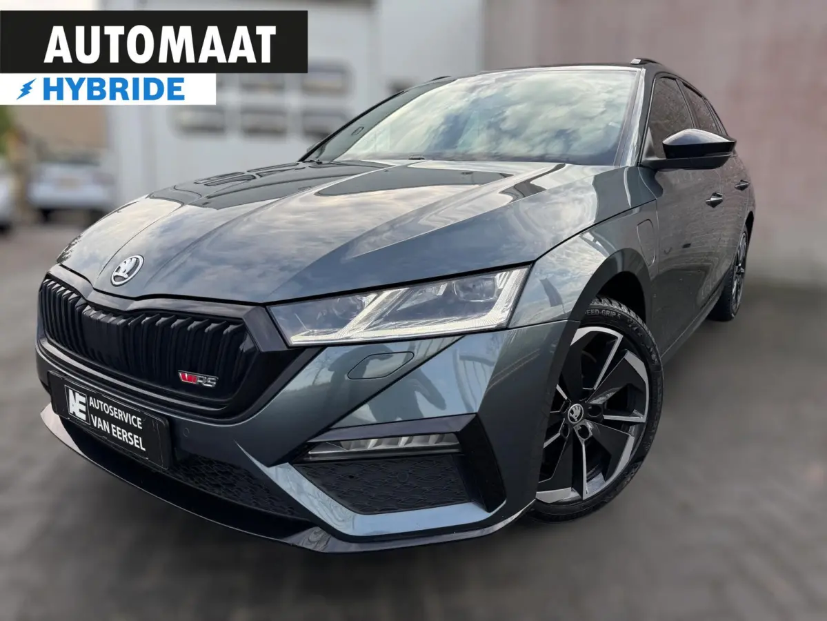 1.4 TSI RS iV PHEV Business SOH 95,47% / MATRIX / VIRTUAL COCKPIT