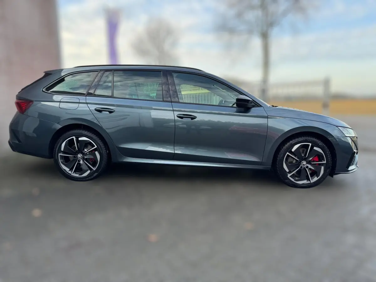 1.4 TSI RS iV PHEV Business SOH 95,47% / MATRIX / VIRTUAL COCKPIT