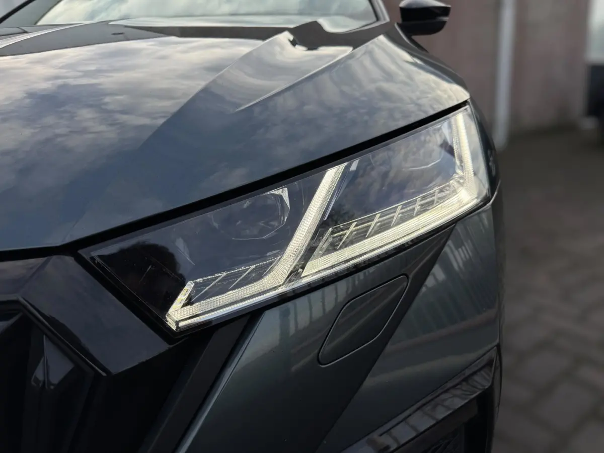 1.4 TSI RS iV PHEV Business SOH 95,47% / MATRIX / VIRTUAL COCKPIT
