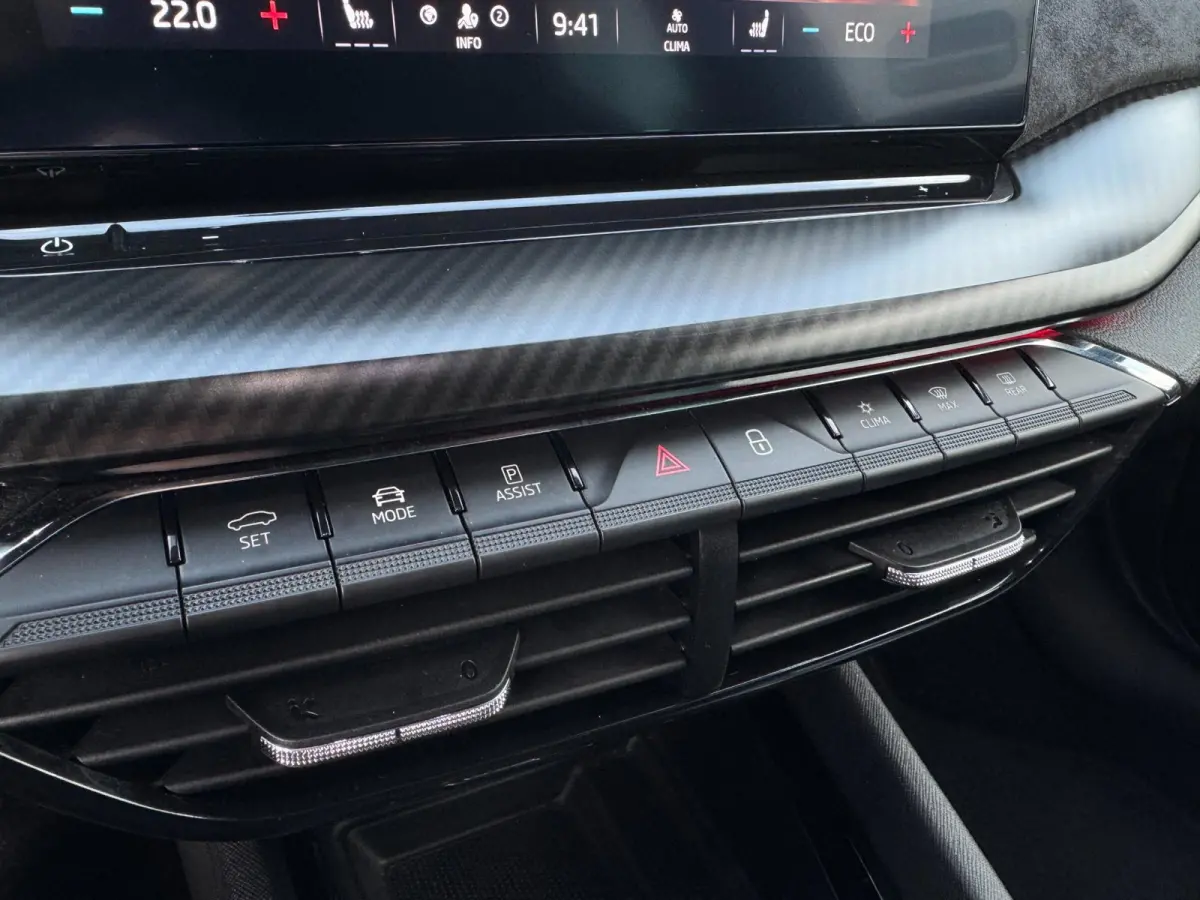 1.4 TSI RS iV PHEV Business SOH 95,47% / MATRIX / VIRTUAL COCKPIT