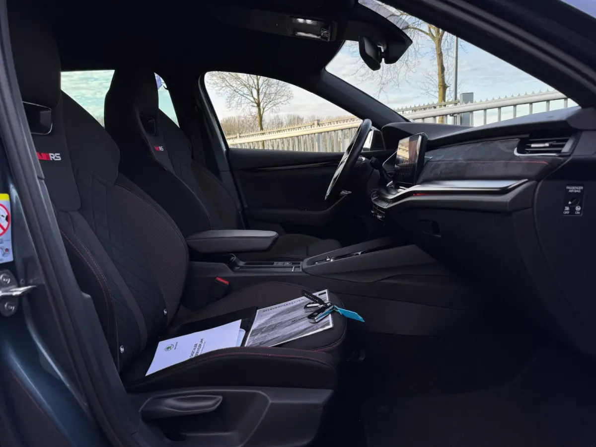 1.4 TSI RS iV PHEV Business SOH 95,47% / MATRIX / VIRTUAL COCKPIT