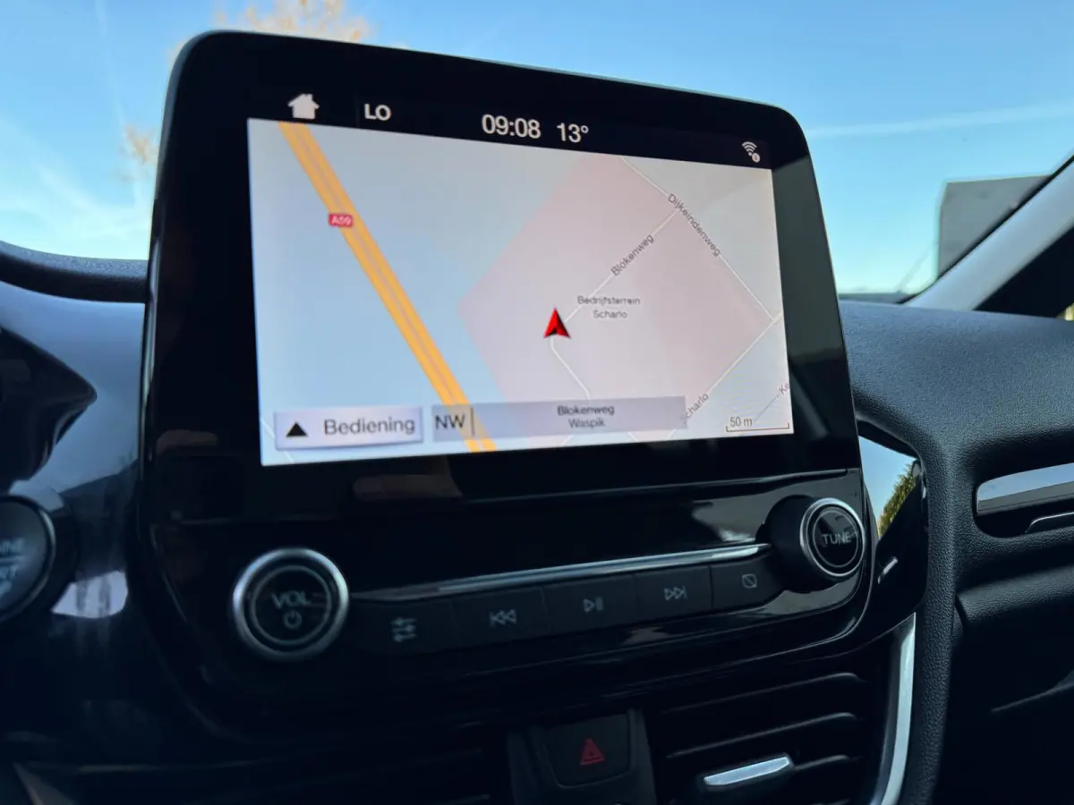 1.0 EcoBoost Titanium NIEUWE RIEM / WINTERPACK / INPARKEREN / LMV / CARPLAY / NAVIGATIE / ACC / CAMERA