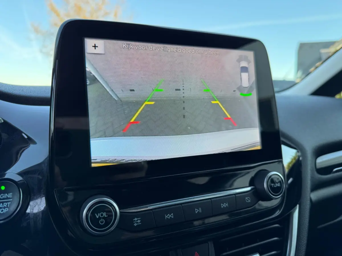 1.0 EcoBoost Titanium NIEUWE RIEM / WINTERPACK / INPARKEREN / LMV / CARPLAY / NAVIGATIE / ACC / CAMERA