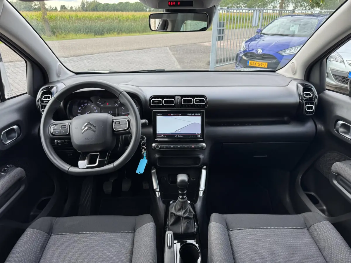 1.2 PureTech Max 4-SEIZOENENBAND / CAMERA / NAVIGATIE / HOGE INSTAP / BLUETOOTH / INKLAPB SPIEGELS / CARPLAY