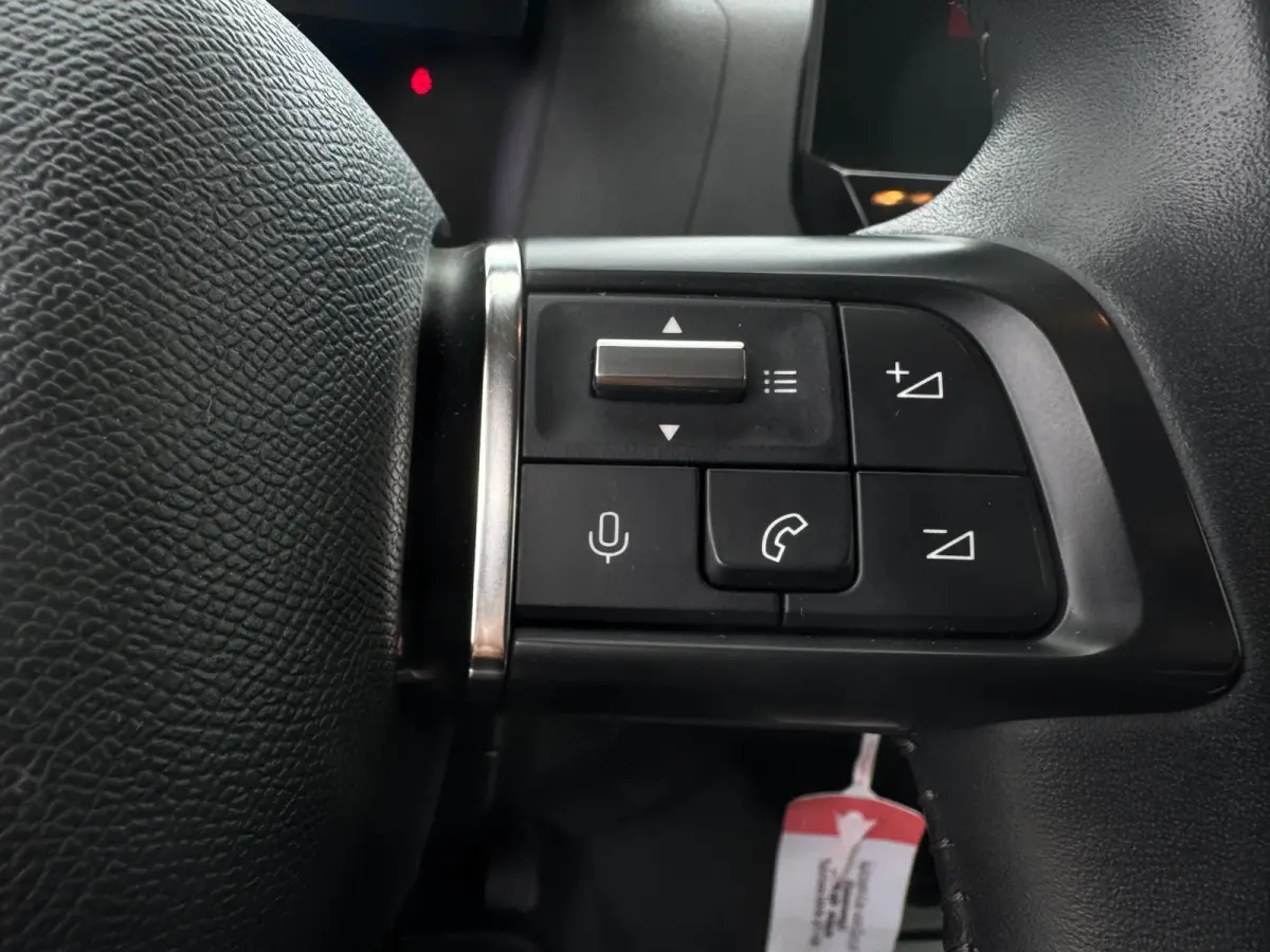 1.2 Puretech Feel AFNEEMBARE TREKHAAK / CAMERA / NAVI / CARPLAY / PDC / CRUISE CONTROL / BLUETOOTH / DAB