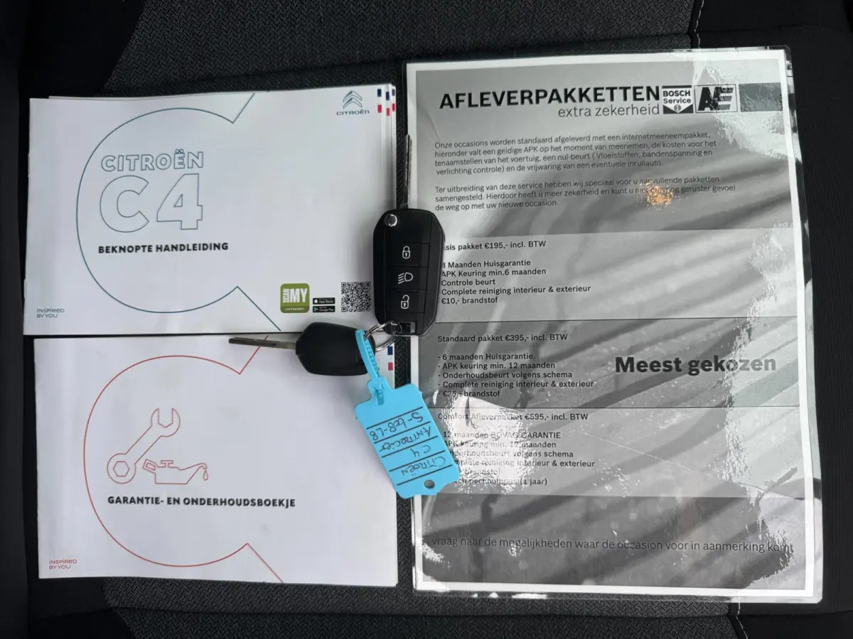 1.2 Puretech Feel AFNEEMBARE TREKHAAK / CAMERA / NAVI / CARPLAY / PDC / CRUISE CONTROL / BLUETOOTH / DAB