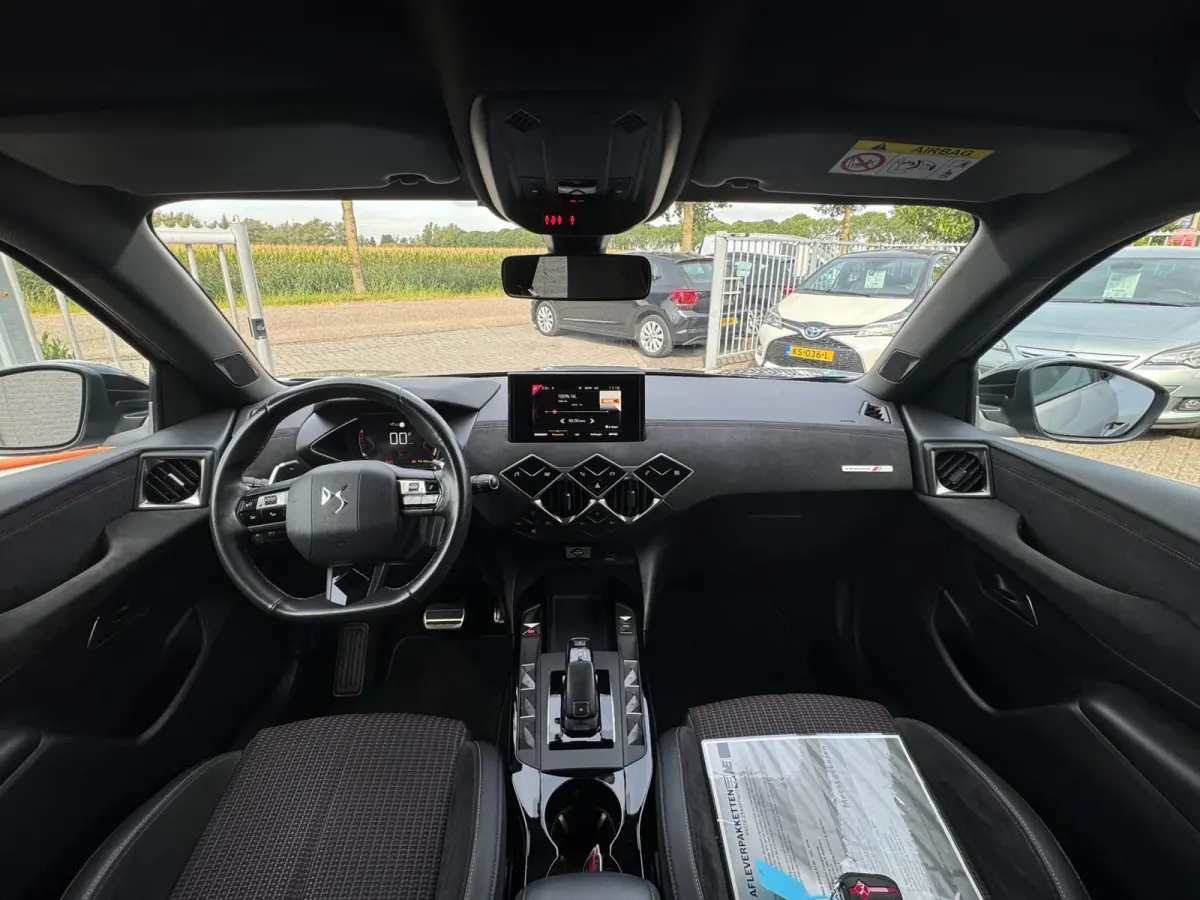 1.2 PureTech Business AUTOMAAT / PDC / CARPLAY / CRUISE CONTROL / ZEER FRAAI DESIGN / ECC / LMV