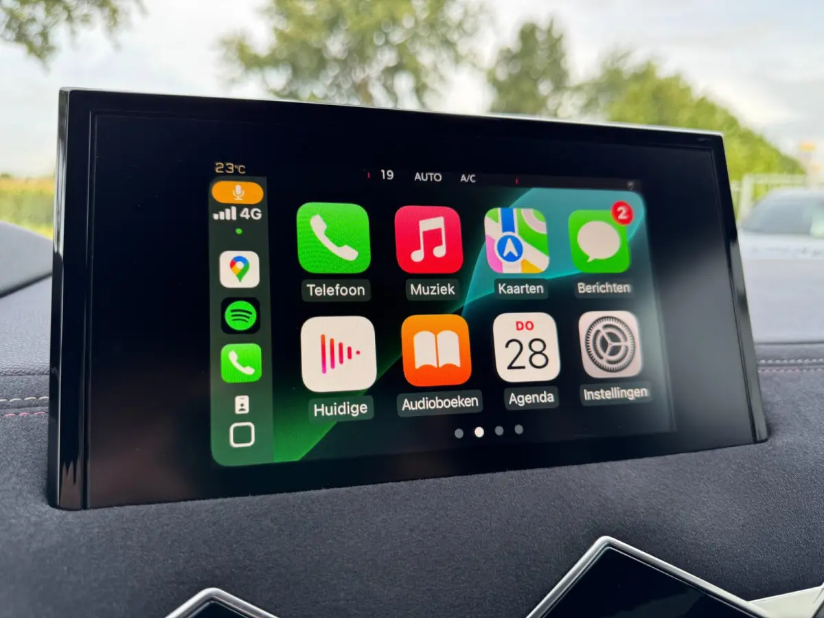 1.2 PureTech Business AUTOMAAT / PDC / CARPLAY / CRUISE CONTROL / ZEER FRAAI DESIGN / ECC / LMV