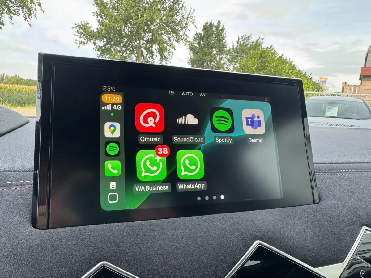 1.2 PureTech Business AUTOMAAT / PDC / CARPLAY / CRUISE CONTROL / ZEER FRAAI DESIGN / ECC / LMV