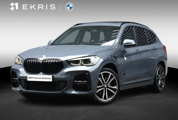 xDrive25e | Executive | M Sportpakket | Panodak | Trekhaak | Head-Up | Driving Assistant Plus | Parking Pack | Comfort Access | 18'' LMV