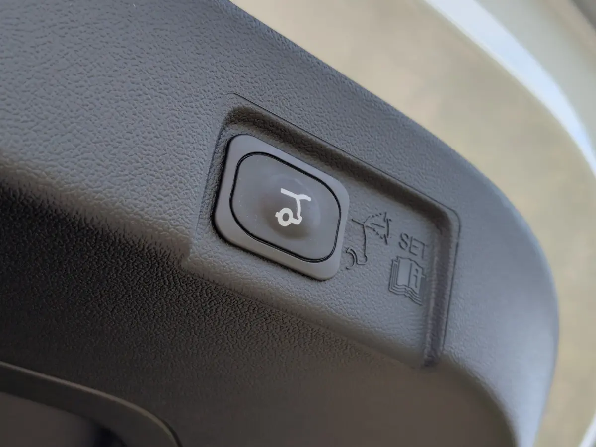 1.0 EcoBoost ST-Line X | 6-weg handmatig verstelbare passagiersstoel inclusief lendensteunverstelling | Achteruitrijcamera | Airco (automatisch)