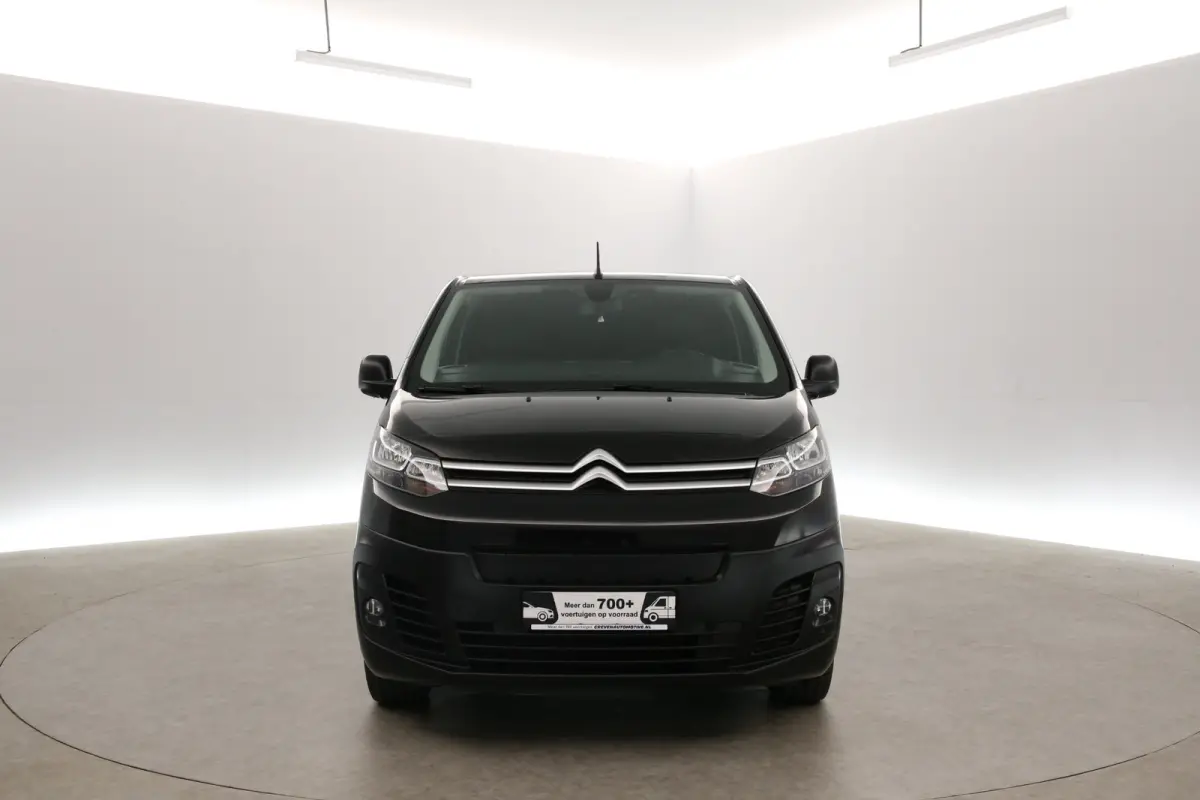 L2H1 75 kWh Long Range | Snelladen | SOH 90% | Airco | Cruise | Camera | Carplay | 2xSchuifdeur | 3 Zits | Trekhaak