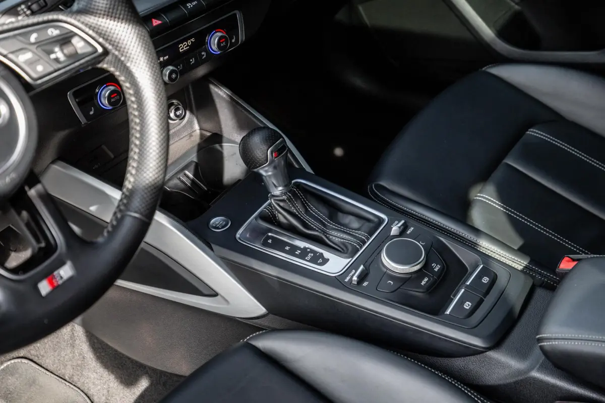 1.0TFSI, S-Line, Pano, Leder, ACC, Led.