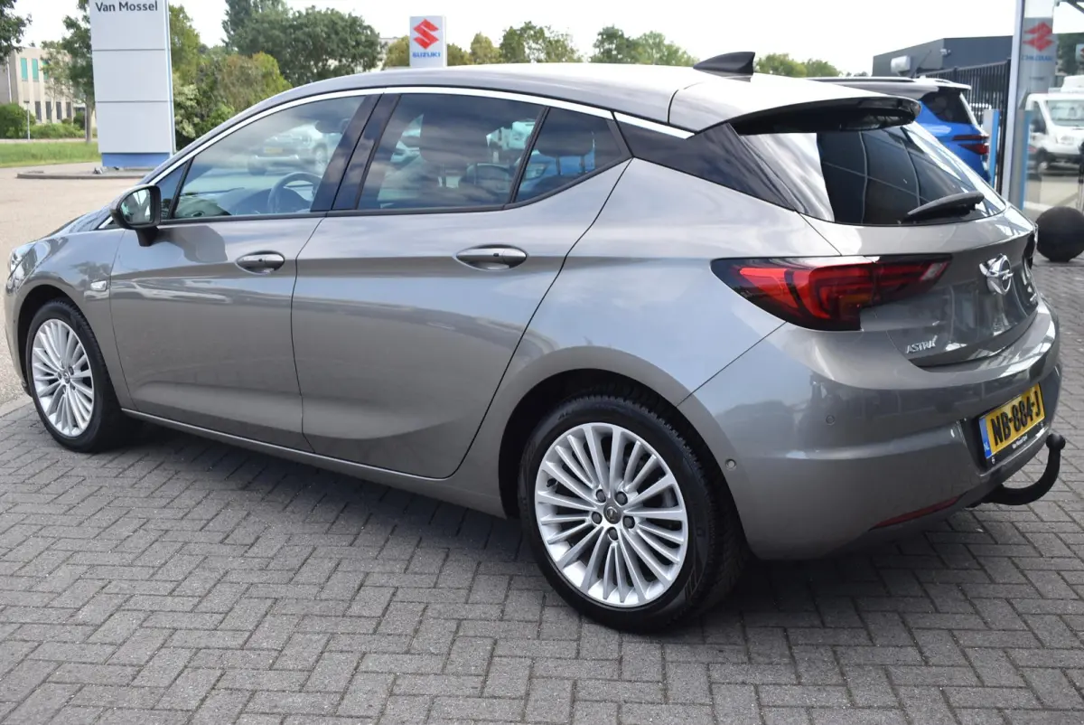 1.4 Innovation | Panoramadak | Trekhaak | Climate Control | Cruise Control |  Achteruitrijcamera | Navigatie |