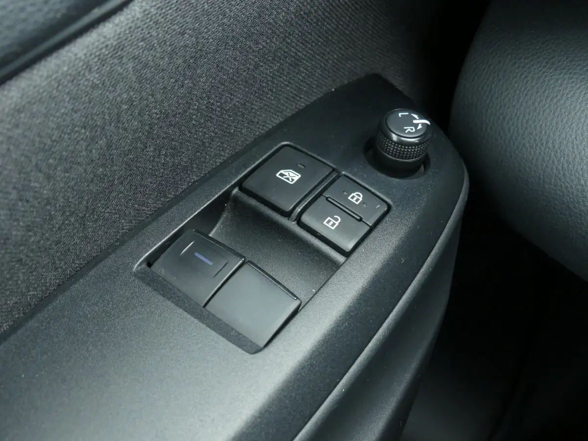 1.5 Pure / Climate Control / DAB+ / Carplay