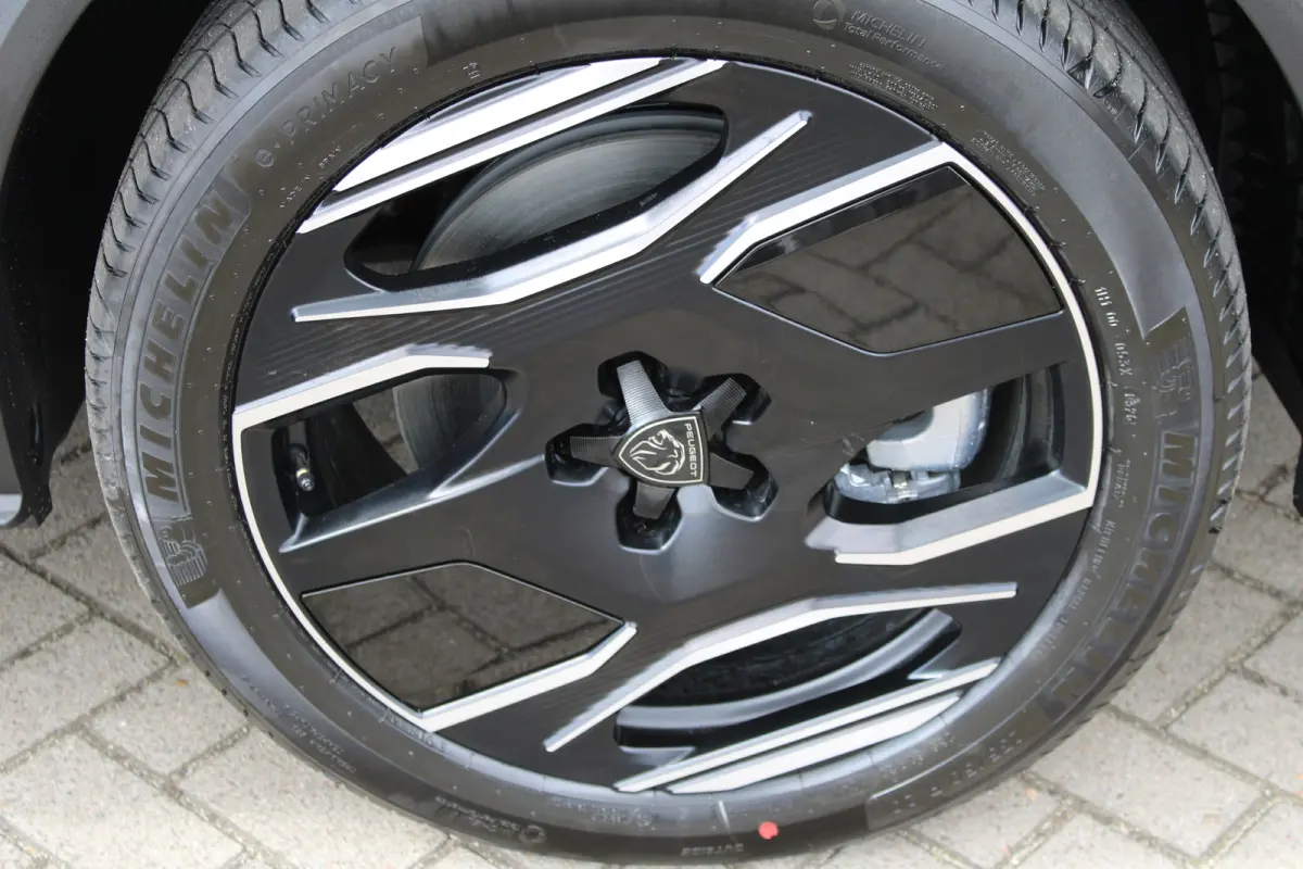 GT Exclusive - Plug In Hybrid Nappa-Leder | Stoel Verwarming/-Ventilatie | 360 Graden Camera | Schuif-/Kanteldak