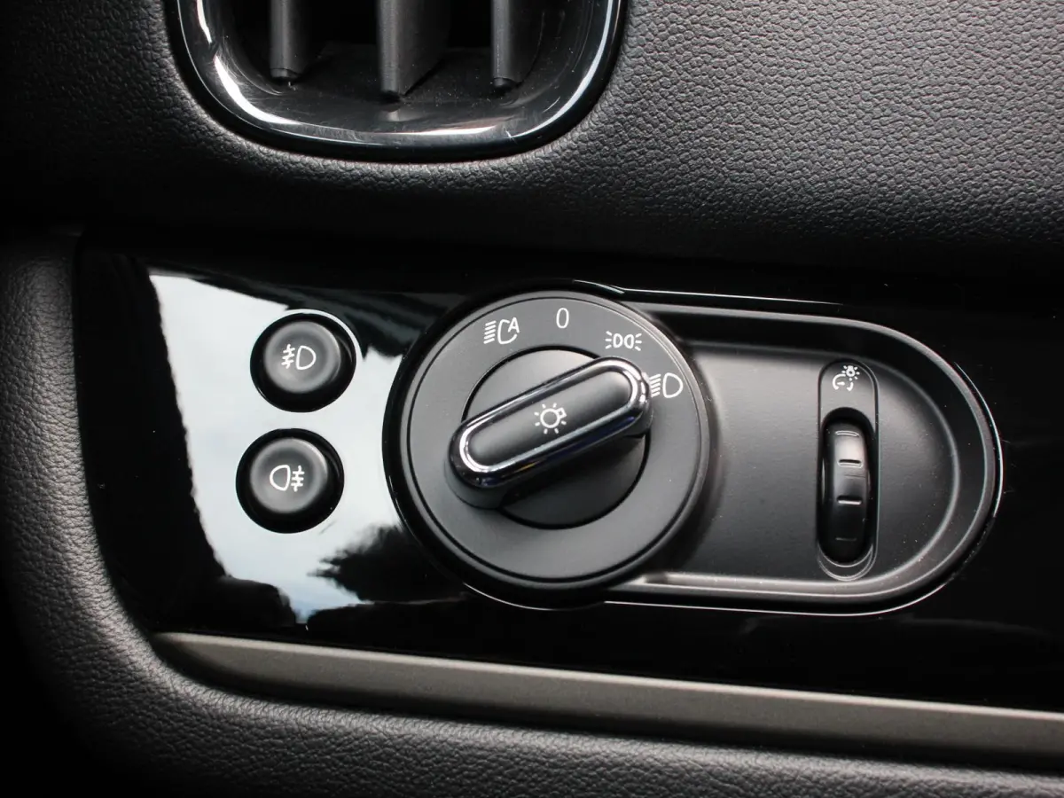 1.5 Cooper ALL4 PHEV Navigatie Climate Control Lichtmetalen Velgen Led
