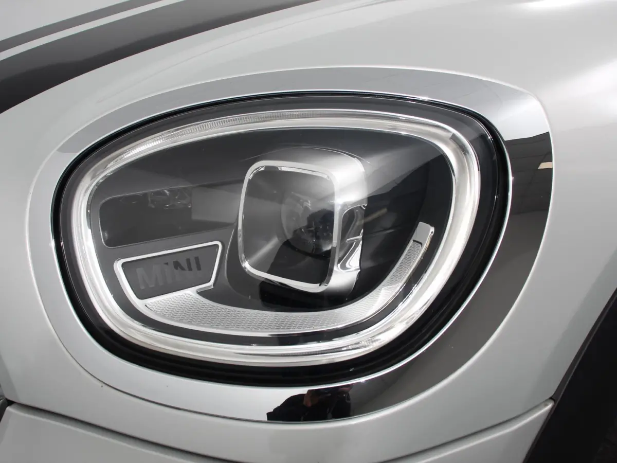 1.5 Cooper ALL4 PHEV Navigatie Climate Control Lichtmetalen Velgen Led