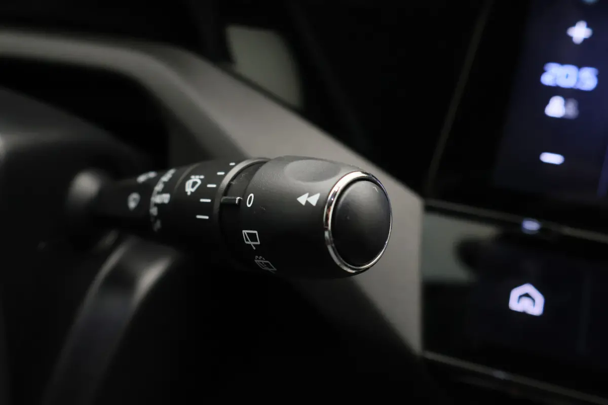 1.2 Hybrid 145 e-DCS6 Allure 360° Camera, Apple CarPlay, ACC, Climate Control, Navigatie, 17"