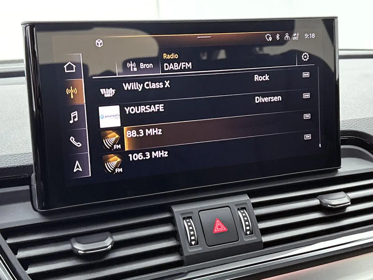 40 TFSI S edition 204 PK | S-line | Panoramadak | 360 Camera | Trekhaak | Adaptive cruise control | Stoelverwarming | Navigatie | Apple Carplay | Android Auto | Lichtmetalen velgen |