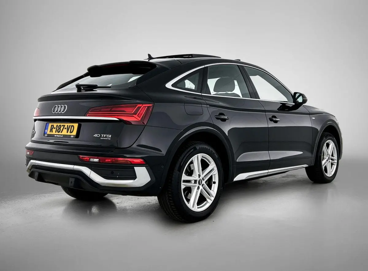 40 TFSI S edition 204 PK | S-line | Panoramadak | 360 Camera | Trekhaak | Adaptive cruise control | Stoelverwarming | Navigatie | Apple Carplay | Android Auto | Lichtmetalen velgen |
