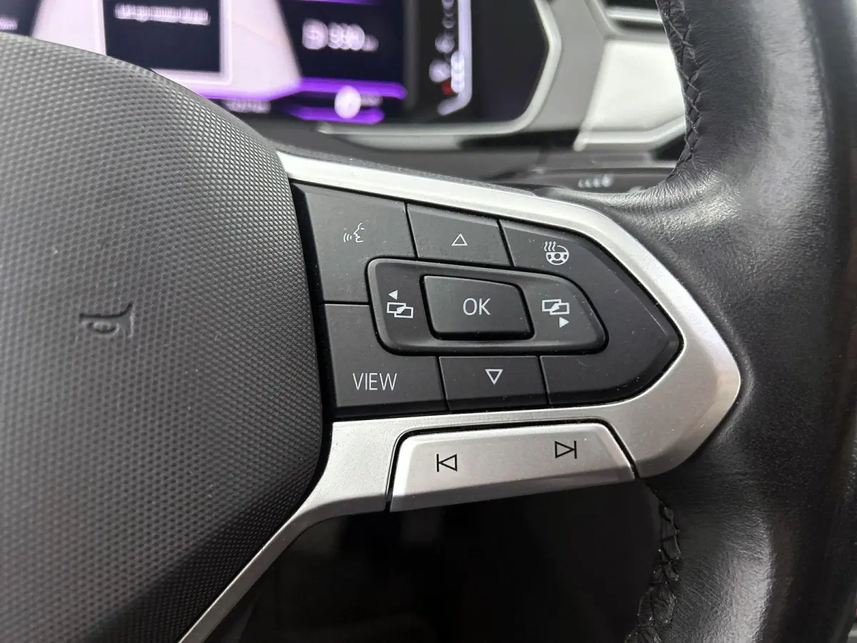 1.5 TSI Business | ACHTERUITRIJCAMERA | APPLE CARPLAY - ANDROID AUTO | KEYLESS | VIRTUAL COCKPIT PRO | STOELVERWARMING | STUURVERWARMING |