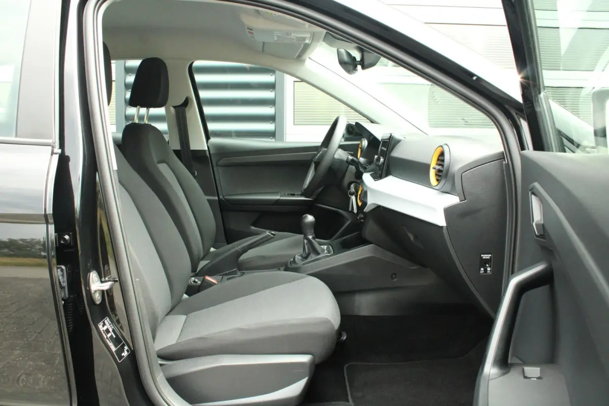 1.0 EcoTSI 95pk Reference | Airco | Cruise Control | Parkeersensoren | Apple CarPlay / Android Auto