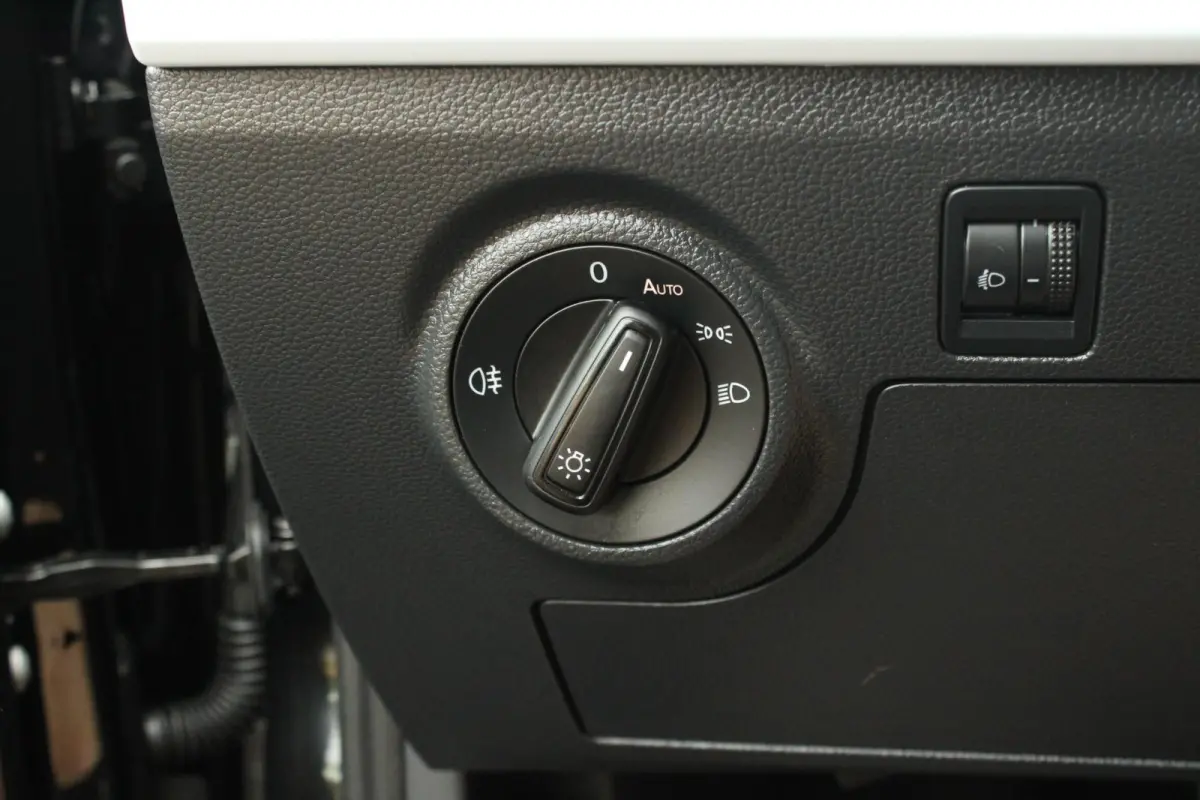 1.0 EcoTSI 95pk Reference | Airco | Cruise Control | Parkeersensoren | Apple CarPlay / Android Auto