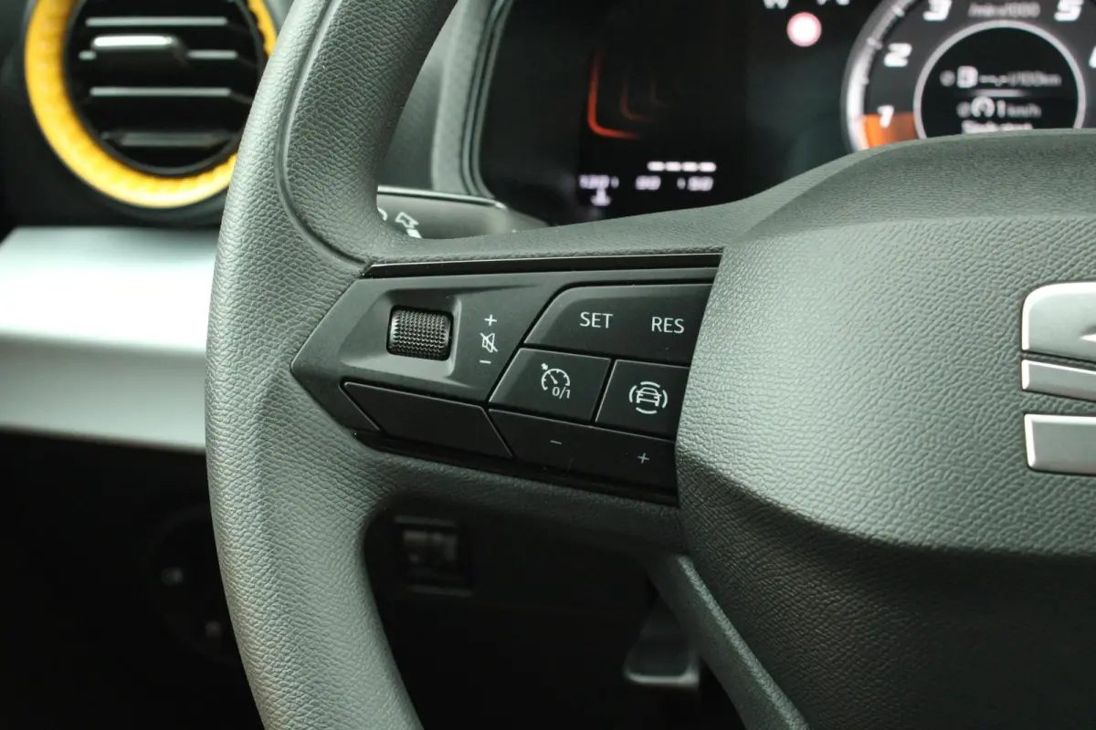 1.0 EcoTSI 95pk Reference | Airco | Cruise Control | Parkeersensoren | Apple CarPlay / Android Auto