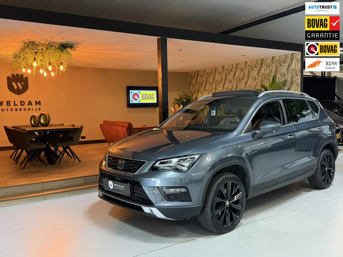 1.5 TSI Xcellence|Pano|Alcantara|19" Zwarte Velgen|360° Camera|Keyless|Sfeerverlichting|Virtueel Cockpit|Rijklaar