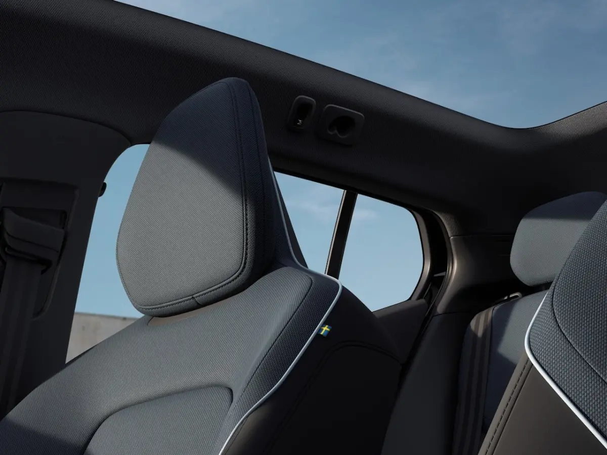 Single Motor Extended Range Ultra Black Edition Europa 69 kWh | Panoramadak | 360 Camera | Harman/Kardon | Pilot Assist
