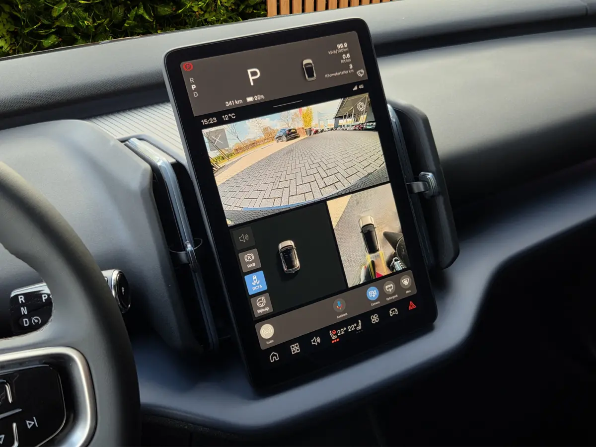 Single Motor Extended Range Ultra Black Edition Europa 69 kWh | Panoramadak | 360 Camera | Harman/Kardon | Pilot Assist