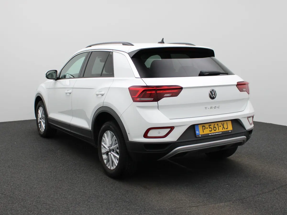 1.0 TSI Life Business | Apple Carplay / Android Auto | Climate Control | Stoelverwarming | Achteruitrijcamera | Parkeersensoren |
