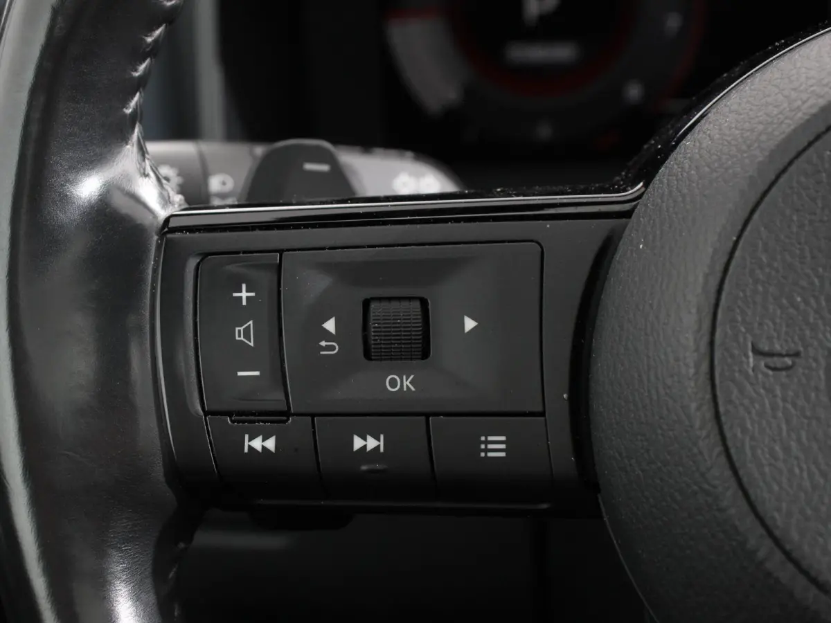 1.3 MHEV Xtronic Tekna Plus Navigatie Climate control Head up leder LMV Camera 360 Panorama dak Electrisch bedienbare achterklep